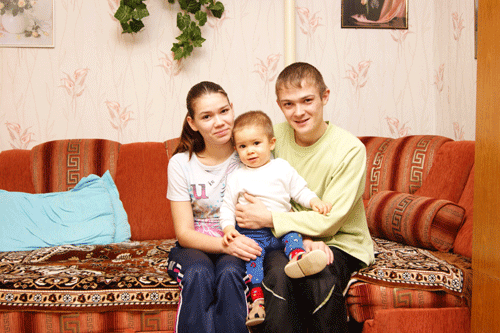 Молодая семья Жикривецких надеется на лучшее