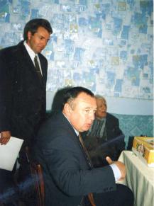 Валерий Путилин и экс губернатор Ростовской области Владимир Чуб. Валерий Путилин и экс губернатор Ростовской области Владимир Чуб.