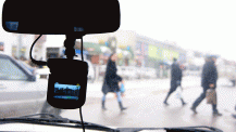 Специалисты рекомендуют покупать видеорегистраторы с большим разрешением камеры. Фото А. Кондратьева Специалисты рекомендуют покупать видеорегистраторы с большим разрешением камеры. Фото А. Кондратьева