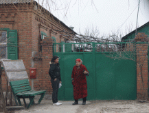 Эмма Григорьевна легко согласилась поговорить с журналистом Эмма Григорьевна легко согласилась поговорить с журналистом
