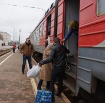 Сотрудники ЛОВД на станции Батайск Сотрудники ЛОВД на станции Батайск