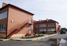 Внутри здания построен и плавательный бассейн. Фото Александра Кондратьева. Внутри здания построен и плавательный бассейн. Фото Александра Кондратьева.