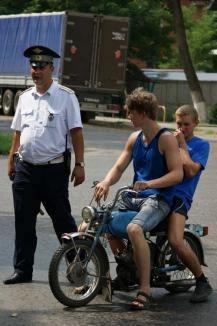 За последние десять дней в Батайске случилось три ДТП с участием скутеристов. Фото Александра Кондратьева.