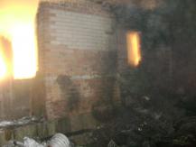 Фото с места пожара в СТ Дружба