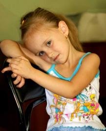 Несколько дней после травмы Алина не могла ходить. Фото Александра Кондратьева. Несколько дней после травмы Алина не могла ходить. Фото Александра Кондратьева.