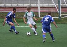 Атаки батайчанодна за другой накатывались на ворота соперников