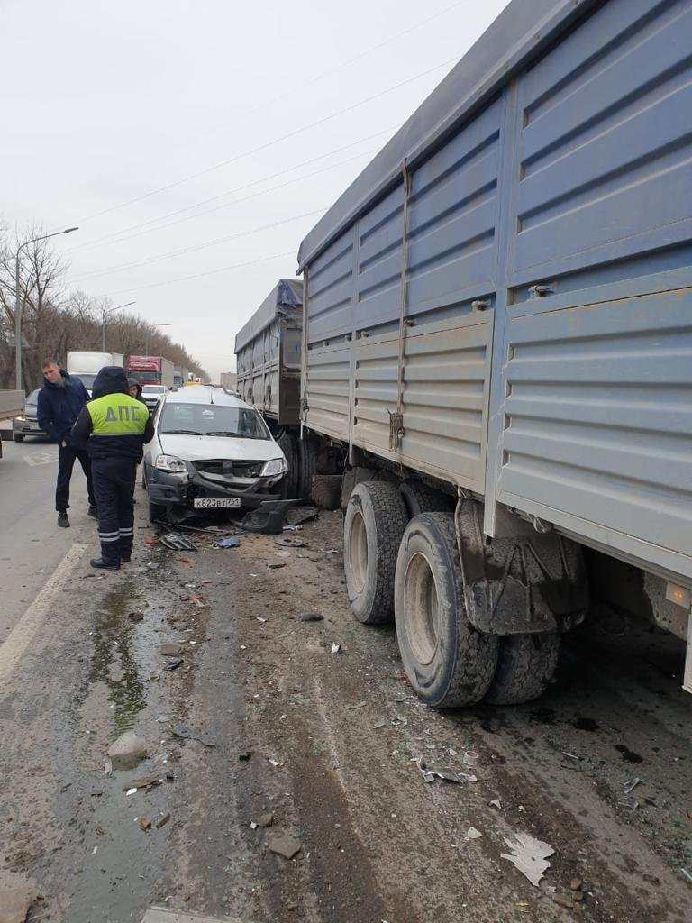 В Ростовской области в массовое ДТП на трассе попали четыре машины »  Новости Батайска — Батайское время.