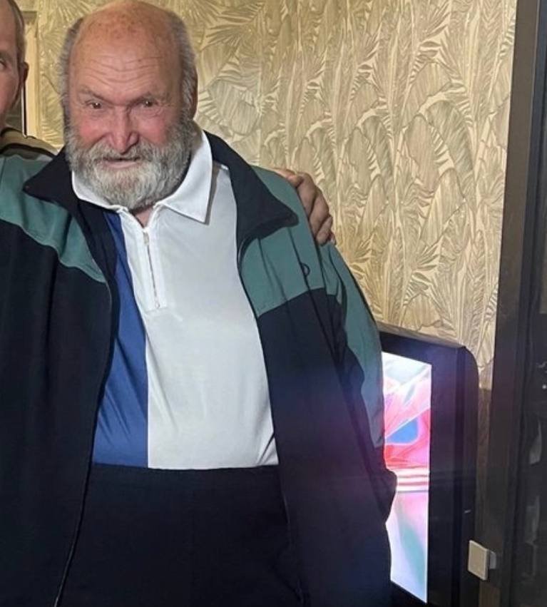 ребенок рассказывает сказку. дед рассказывает анекдоты. дед рассказывал. дед рассказывал. грег олсен (greg olsen).