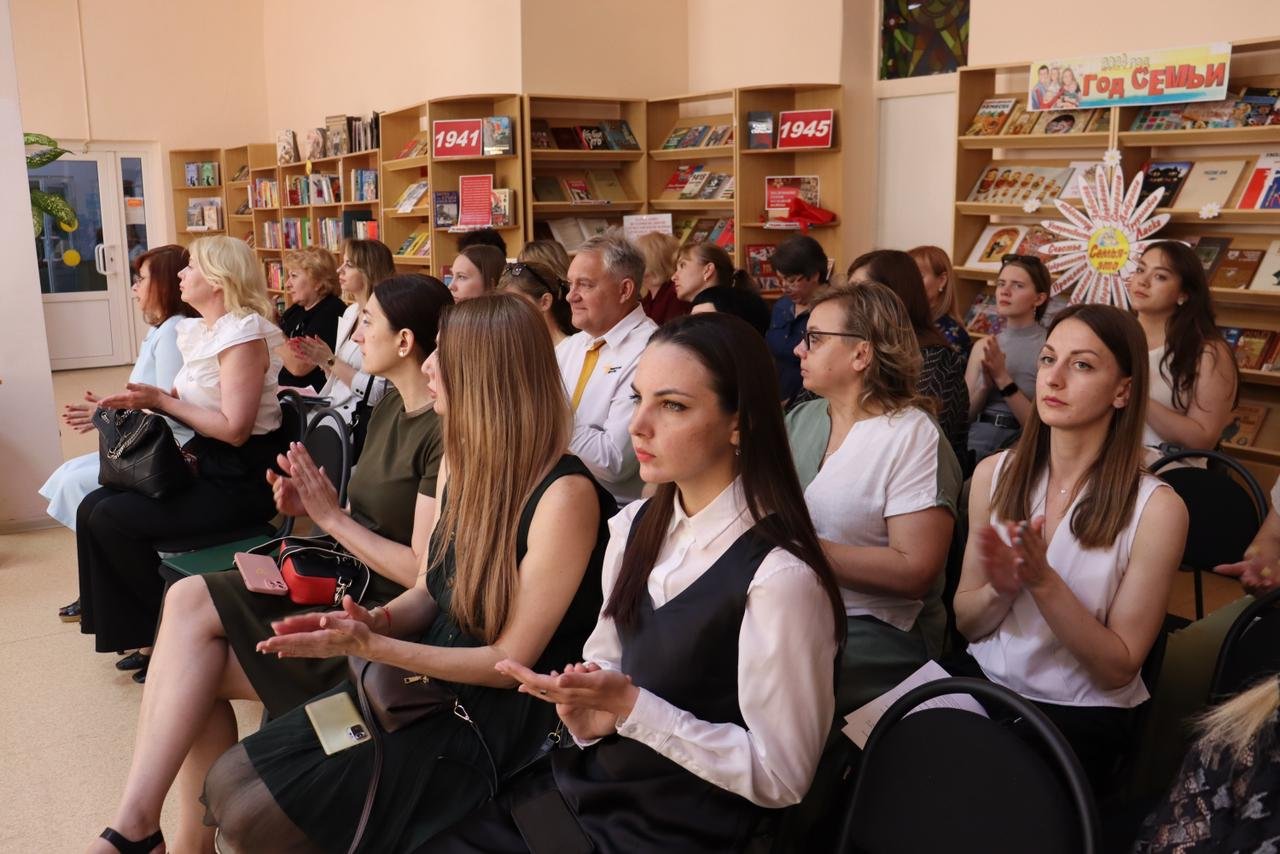 В Батайске состоялся круглый стол ко Дню славянской письменности и культуры  » Новости Батайска — Батайское время.